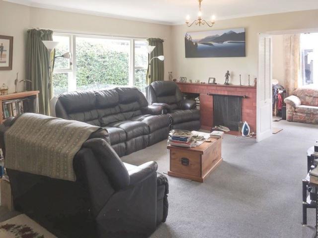 House for rent in Chaslands, Canterbury