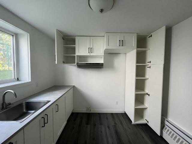 Apartment for rent in Pont-viau, Quebec