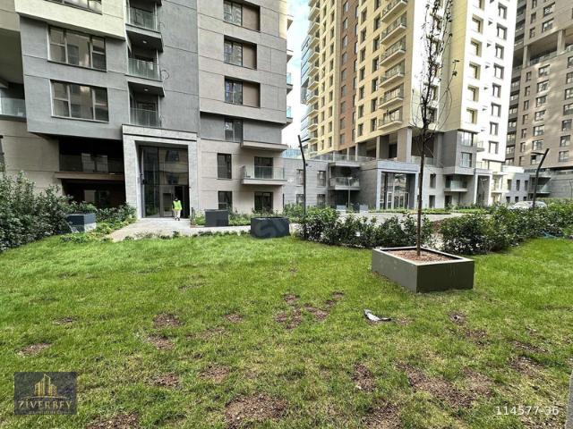 Merdivenköy Mahallesi, Kadıköy içerisinde satılık mülk