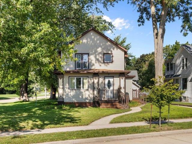 House for sale in Oshkosh, Wisconsin