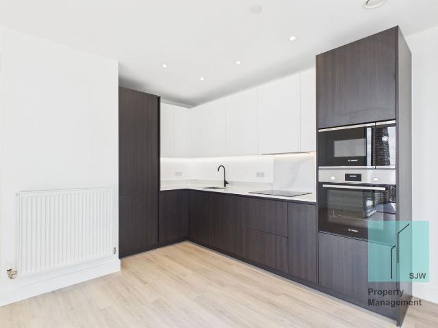 Apartment for rent in London Borough of Ealing, Greater London