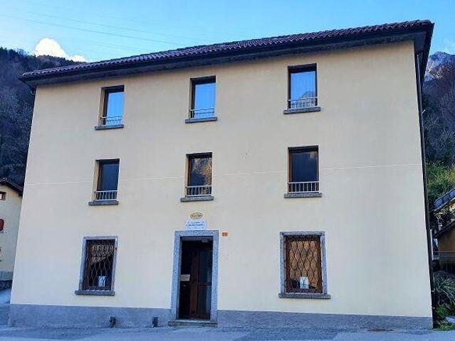 Haus kaufen in Grono, Graubünden
