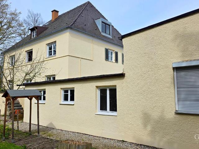 Mehrfamilienhaus kaufen in Webling, Dachau