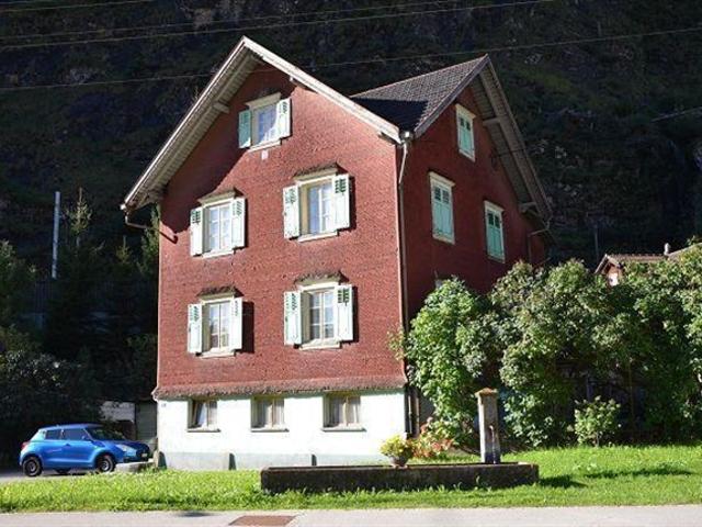 Einfamilienhaus kaufen in Quinto, Tessin