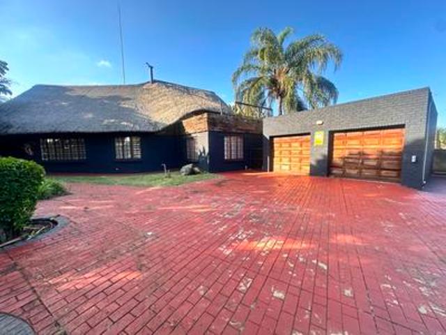 House for sale in Akasia, Gauteng