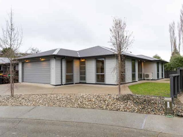 House for rent in Otakou