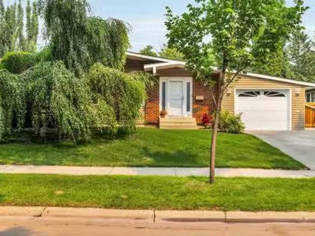 House for sale in Saint Albert, Alberta