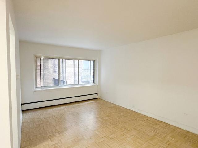 Apartment for rent in Côte-des-Neiges–Notre-Dame-de-Grâce, Montréal