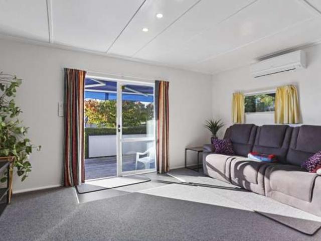 Property for sale in Hawarden, Canterbury