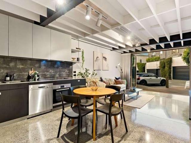 Townhouse for rent in Freemans Bay