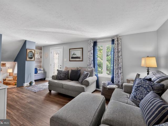 House for sale in Bishop Wood, Gloucester Township