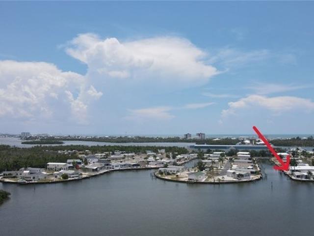 House for sale in Fort Myers Beach, Florida