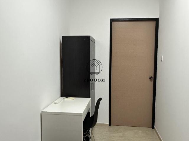 Apartment for rent in Macpherson