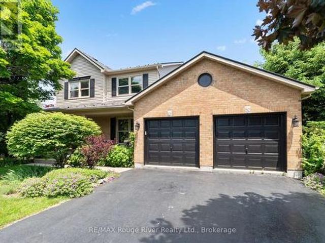 House for sale in Strathrose Estates, Port Hope