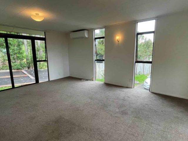 House for rent in Wairau Valley