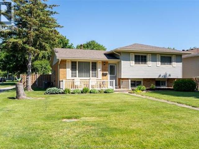 House for sale in Chatham–kent, Ontario