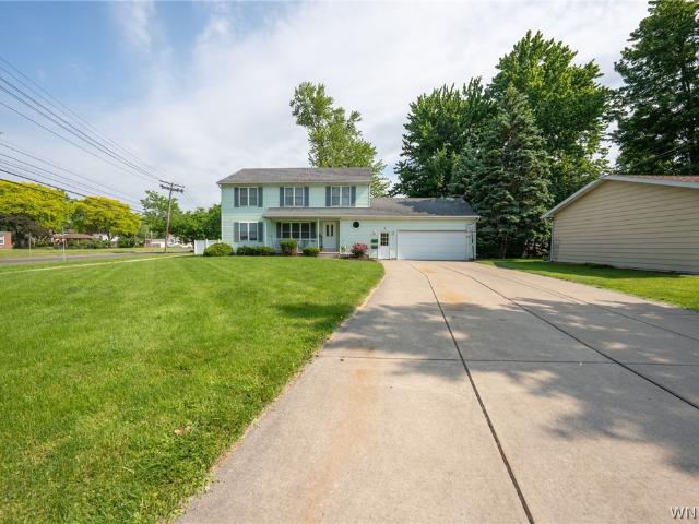 House for sale in Niagara, New York