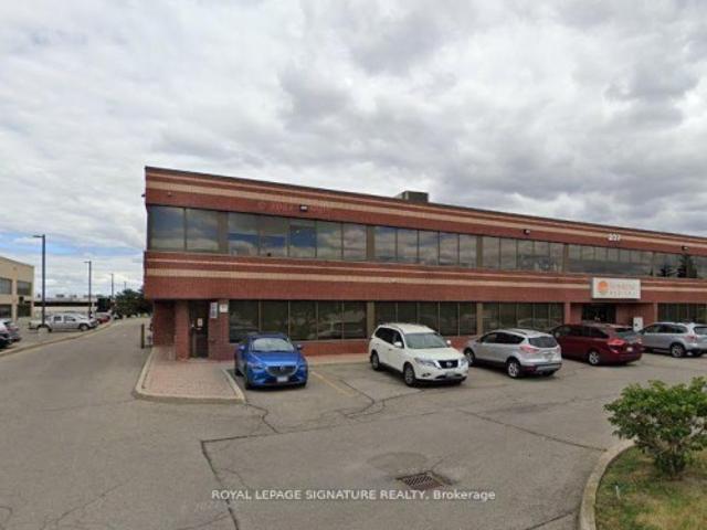 Commercial for rent in York, Ontario