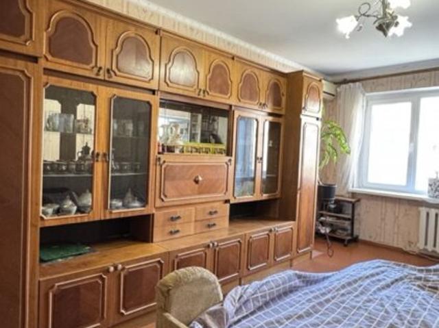 Квартира продажа в Великодолинском, Днепропетровской области