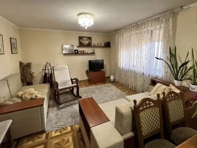 Квартира продажа в Великодолинском, Днепропетровской области