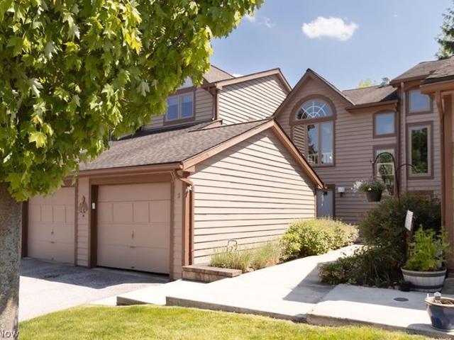 Condo for sale in Beachwood, Ohio