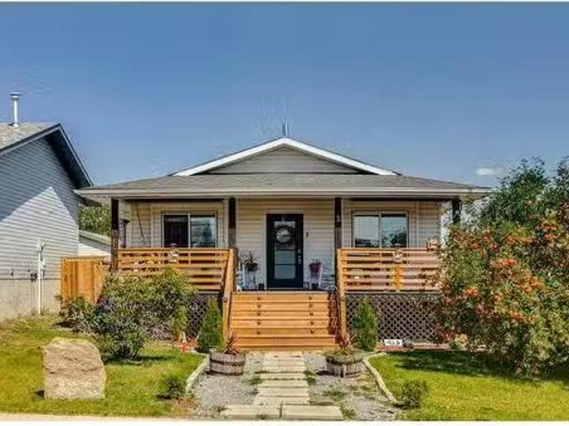 House for sale in Irricana, Alberta