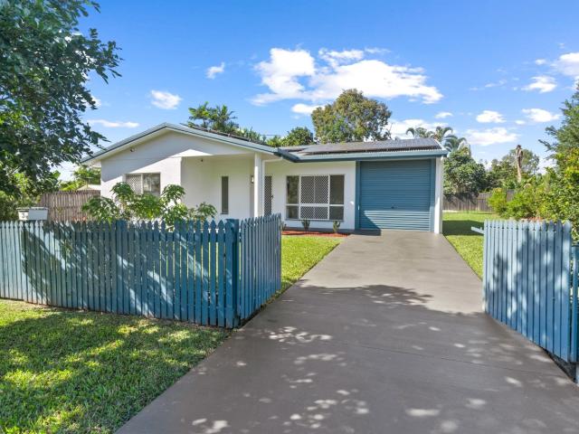 Apartment for rent in Mount Sheridan, Cairns Regional