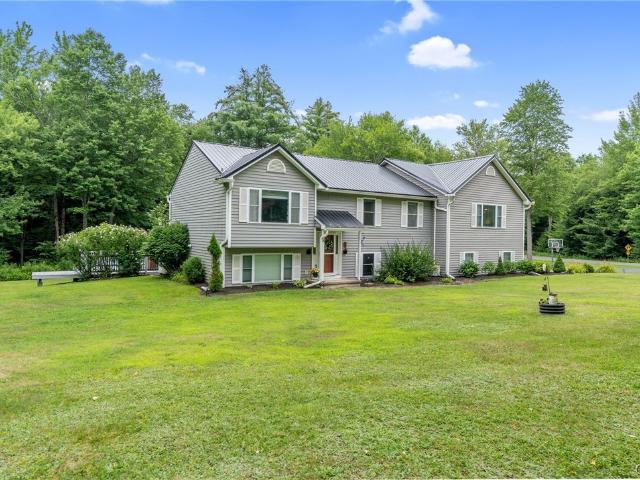 House for sale in Central Square, New York