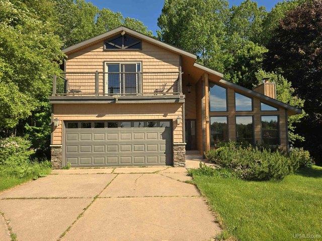 House for sale in Marquette, Michigan