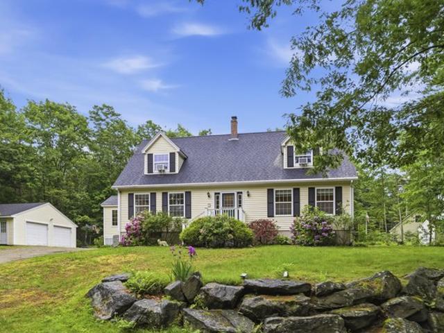 House for sale in Newcastle, Maine