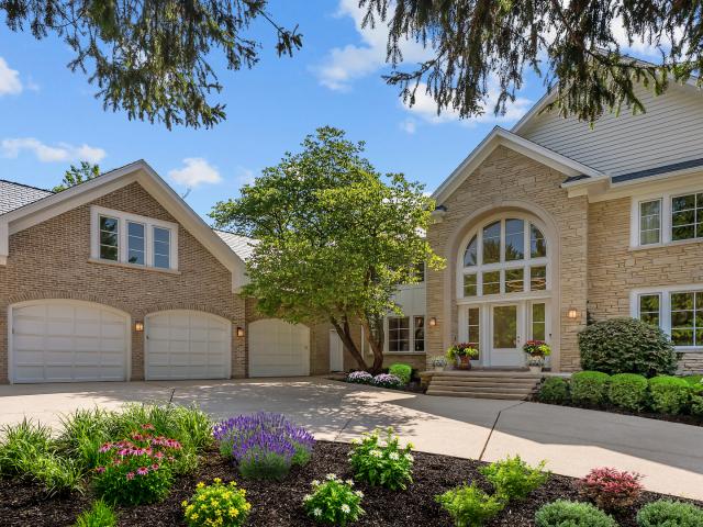 House for sale in Illinois