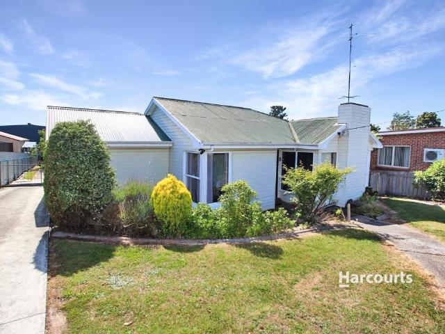 Apartment for rent in Devonport, Tasmania