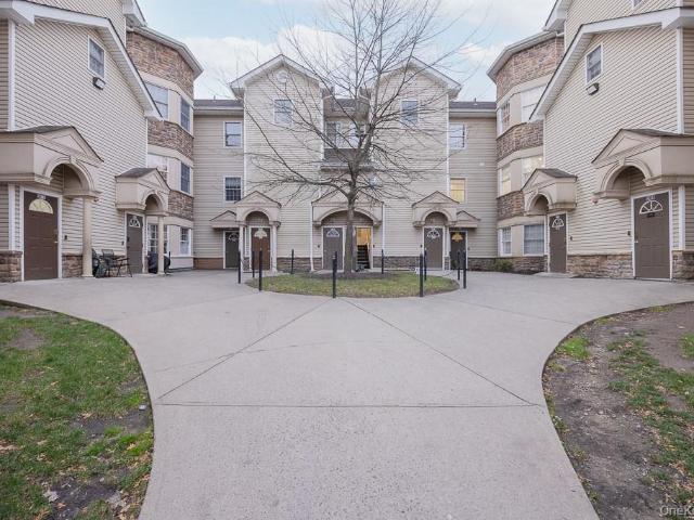 Condo for sale in Rockland, New York