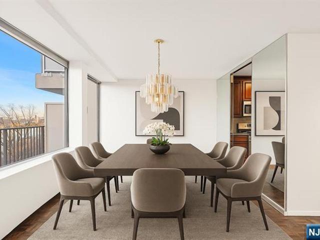 House for sale in Fort Lee, New Jersey