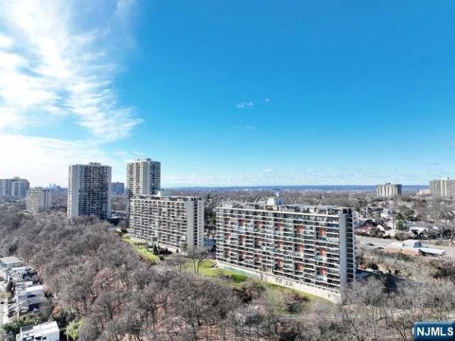 House for sale in Fort Lee, New Jersey