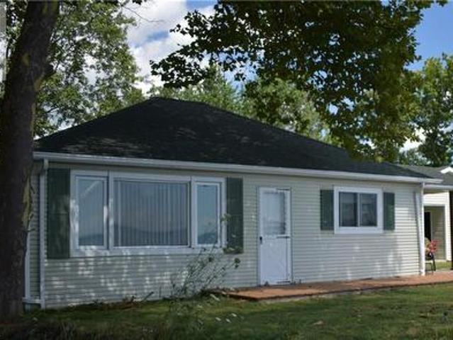 House for sale in Ontario