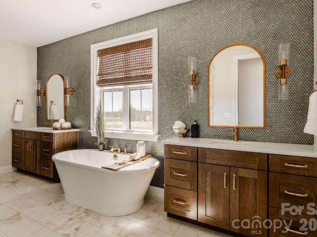 House for sale in Mecklenburg, North Carolina