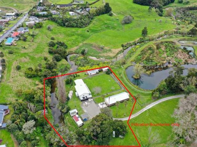 Apartment for sale in Maungaturoto, Kaipara District