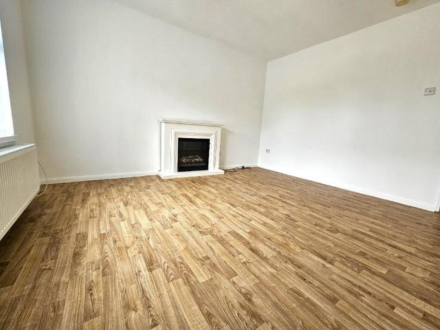 Apartment for rent in Antrim, Northern Ireland