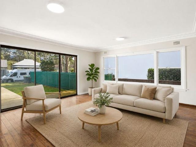 House for rent in Wollongong West, New South Wales