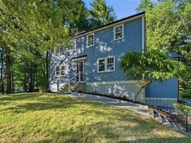 House for sale in Chelmsford, Massachusetts