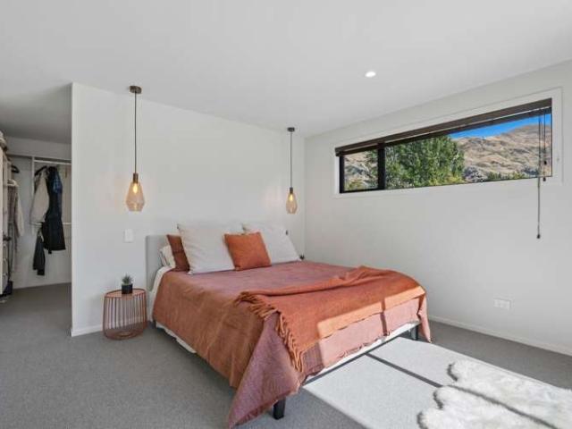 House for sale in Otakou