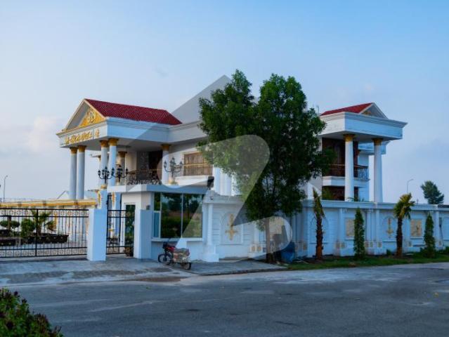 House for sale in Faisalabad, Islamabad Capital Territory