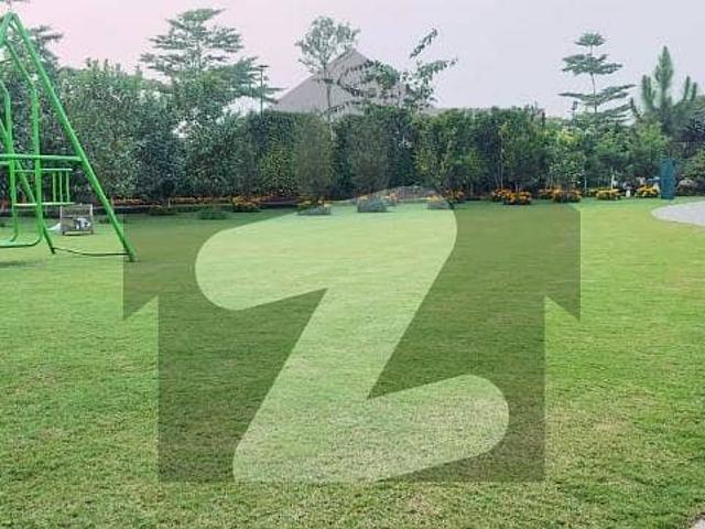 Land for sale in Lahore