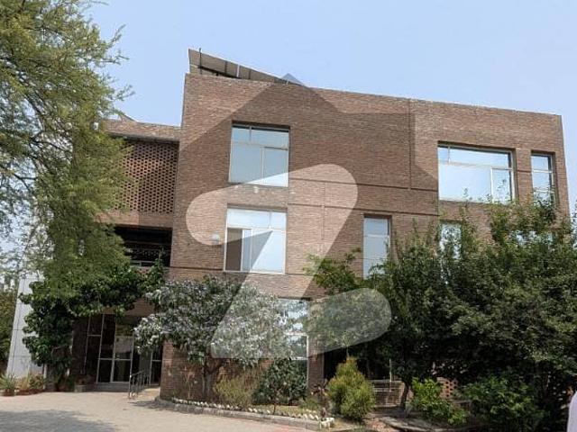 Building for rent in Islamabad