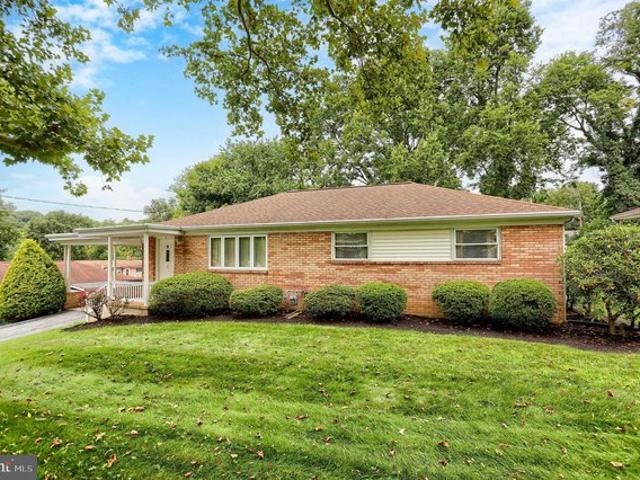 House for sale in Cumberland, Pennsylvania