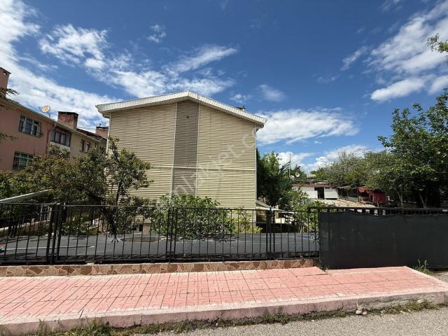 Kültürbirlik Sitesi, Yenimahalle içerisinde satılık Villa