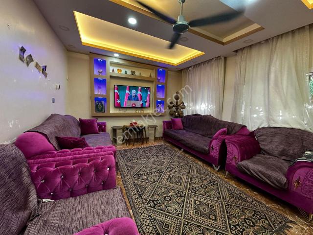 Seyhan, İsmetpaşa Mahallesi içerisinde satılık Villa