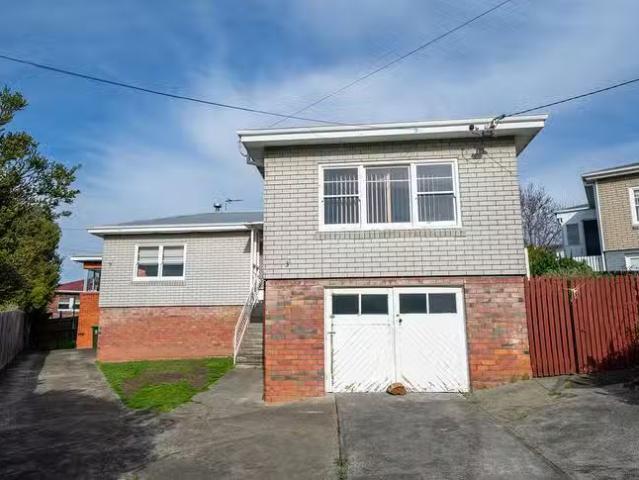 House for rent in Moonah