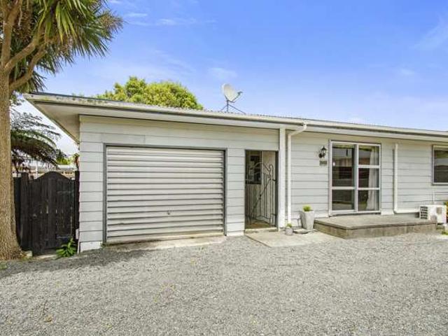 House for sale in Days Bay, Wellington